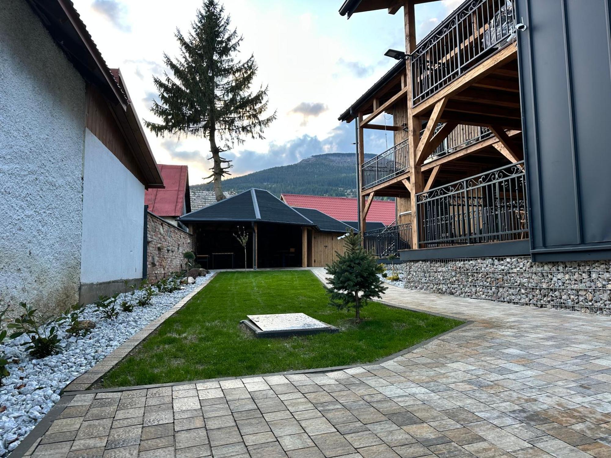 Luxusne Apartmany Telgart Luaran gambar
